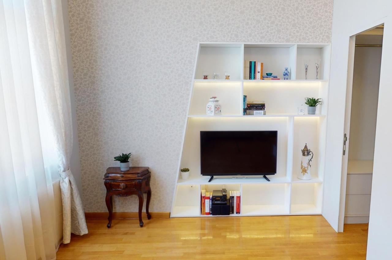 La Dolce Vita Zagreb, Centrally Located & Spacious Apartment Bagian luar foto