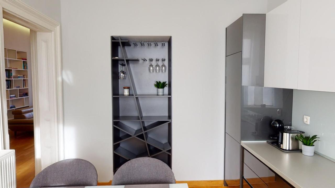 La Dolce Vita Zagreb, Centrally Located & Spacious Apartment Bagian luar foto