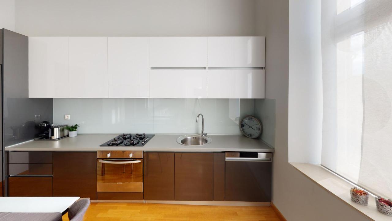 La Dolce Vita Zagreb, Centrally Located & Spacious Apartment Bagian luar foto