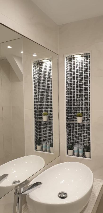 La Dolce Vita Zagreb, Centrally Located & Spacious Apartment Bagian luar foto